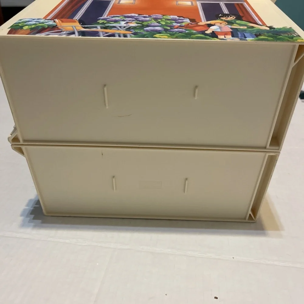 Playmobil Dollhouse 2005 Folding Take Along Play House w/People And‎ Accessories